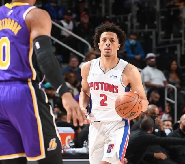 递出了他对 递出了他对