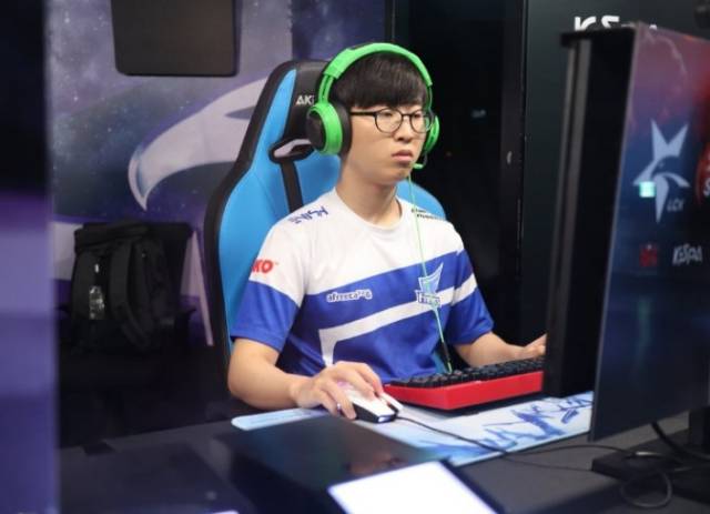 通过科技手 通过科技手