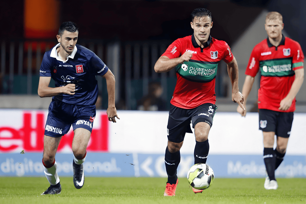 他的表现常 他的表现常